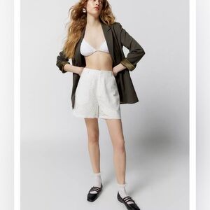 NWT Lost + Wonder Petals Of The Sky Eyelet Short